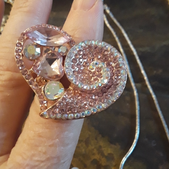 Jewelry lot, 13 pcs w/zippered travel bag - Picture 3 of 11